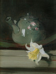 Teapot and Daffodil